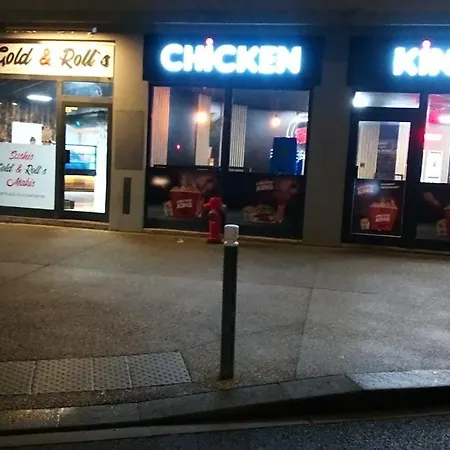 Air-conditioned 2 Bedroom Duplex 5 People